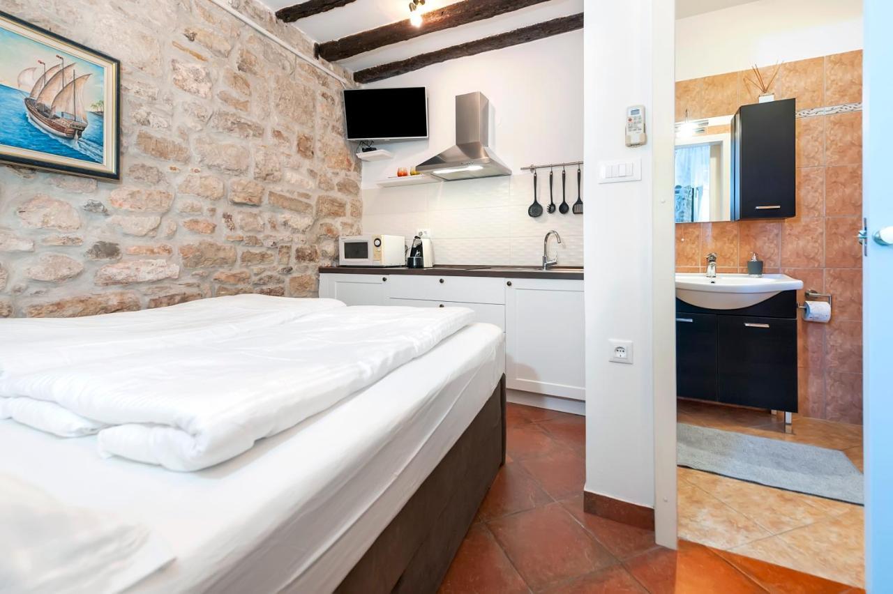 Volta L Apartment Rovinj Exteriör bild